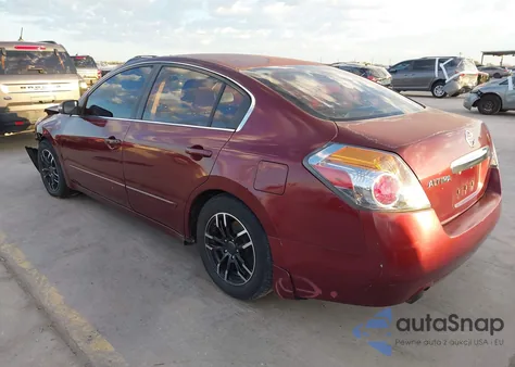 2011 Nissan Altima 2.5 S z USA, uszkodzony, nr VIN 1N4AL2AP3BN446108